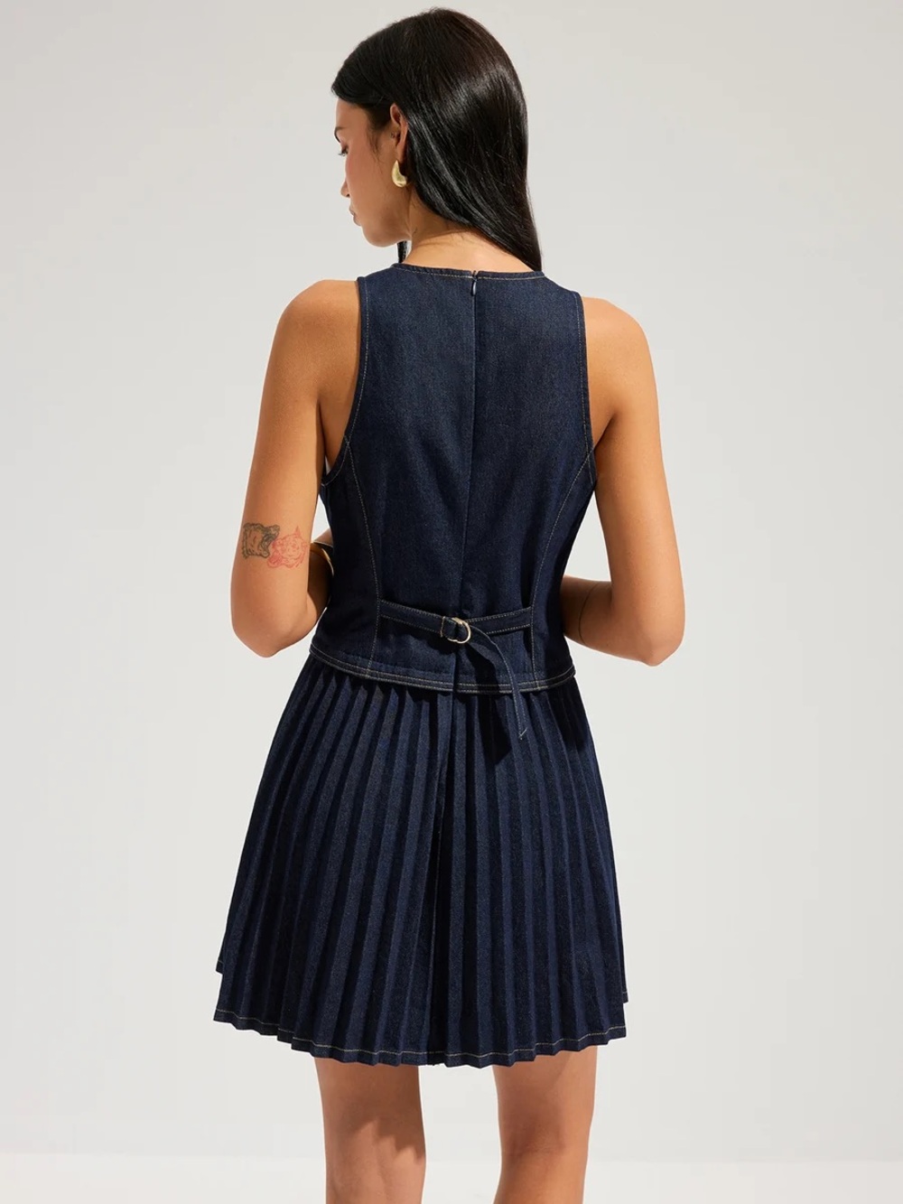 Commense Denim Sleeveless Pleated Mini Dress - Picture 4 of 16